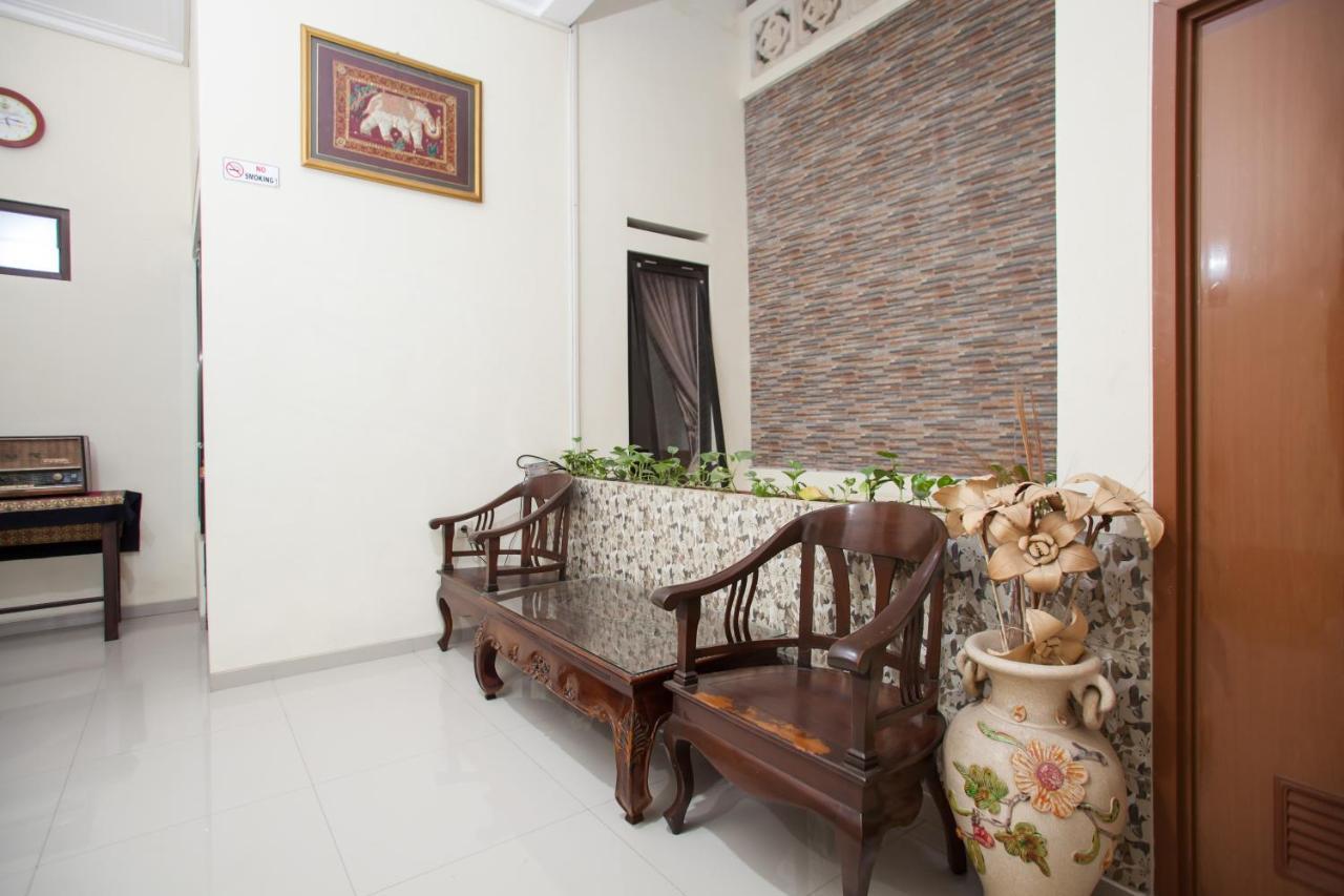 Reddoorz Syariah Near Singha Merjosari Park Malang Eksteriør billede