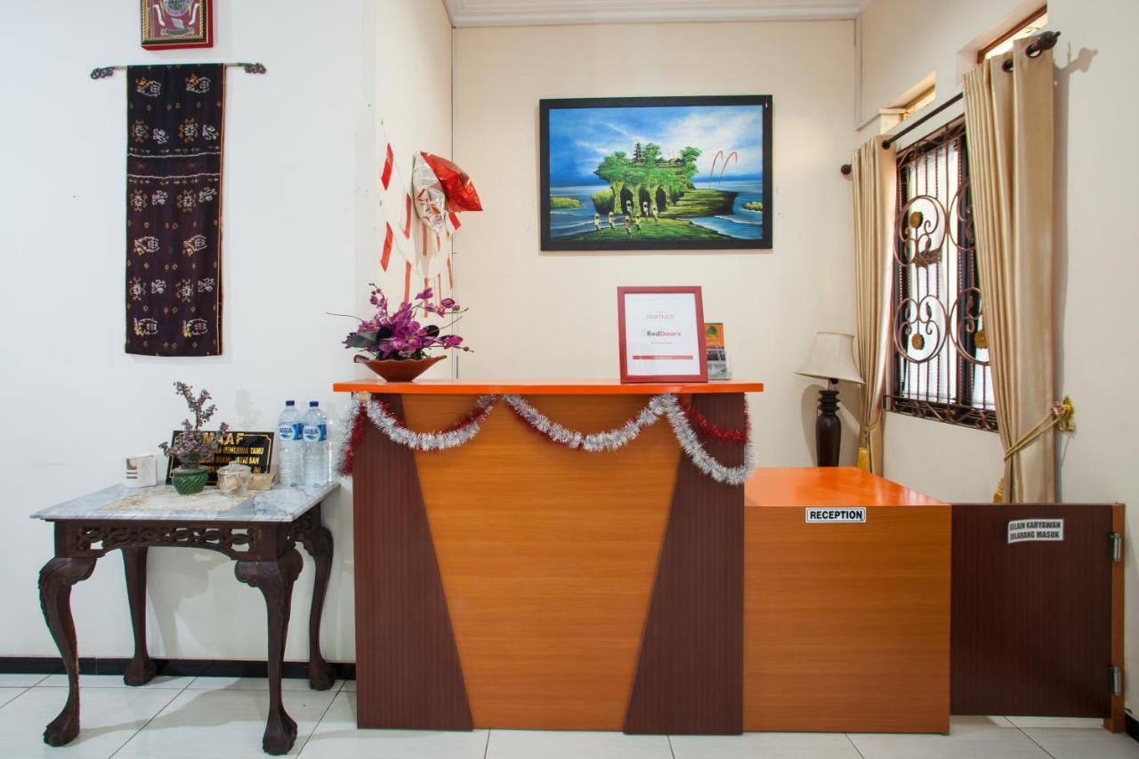 Reddoorz Syariah Near Singha Merjosari Park Malang Eksteriør billede
