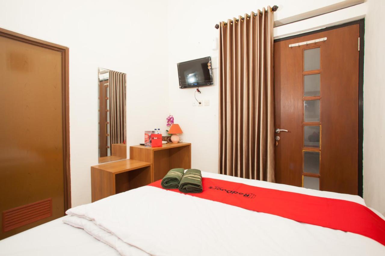 Reddoorz Syariah Near Singha Merjosari Park Malang Eksteriør billede