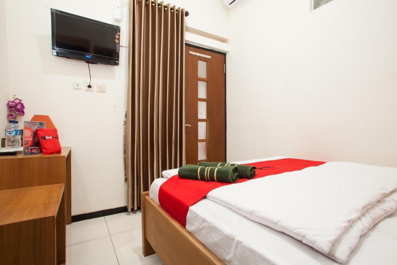 Reddoorz Syariah Near Singha Merjosari Park Malang Eksteriør billede